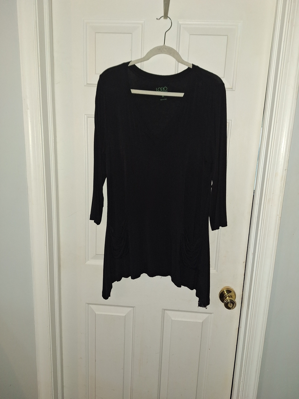 LOGO by Lori Goldstein Black V-Neck 3/4 Sleeve Tunic